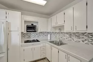 1811 Jefferson St, Hollywood, FL 33020 - Photo 2