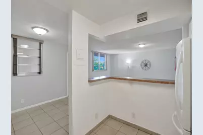 1811 Jefferson Street #404, Hollywood, FL 33020 - Photo 4