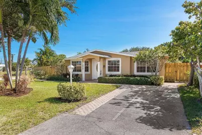 272 NE 13th Street, Delray Beach, FL 33444 - Photo 1
