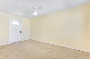 272 NE 13th St, Delray Beach, FL 33444 - Photo 12