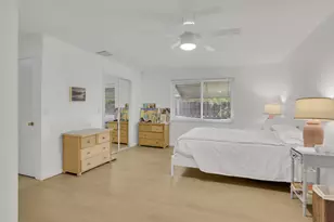272 NE 13th St, Delray Beach, FL 33444 - Photo 16