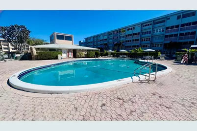 330 SE 2nd Street #202g, Hallandale Beach, FL 33009 - Photo 14