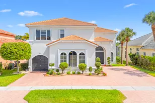 10607 Keystone Ct, Wellington, FL 33414 - Photo 2