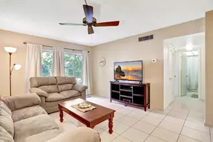 606 NW 13th St, Boca Raton, FL 33486 - Photo 6
