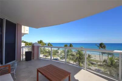 2051 SE 3rd Street #503, Deerfield Beach, FL 33441 - Photo 4