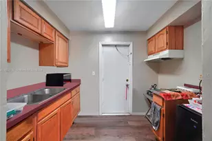 628 SW 4th St, Belle Glade, FL 33430 - Photo 8