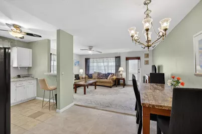 157 Camden G, West Palm Beach, FL 33417 - Photo 8
