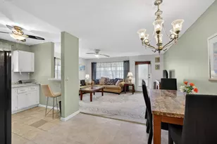 157 Camden G, West Palm Beach, FL 33417 - Photo 8