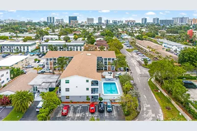 1021 NE 24th Avenue #Apt 12, Pompano Beach, FL 33062 - Photo 10