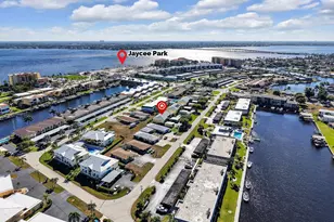 4021 SE 19th Ave, Cape Coral, FL 33904 - Photo 32