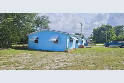 860 W Jasmine Drive, Lake Park, FL 33403 - Photo 4