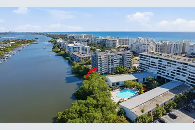 3581 S Ocean Boulevard #Apt 4e, South Palm Beach, FL 33480 - Photo 1