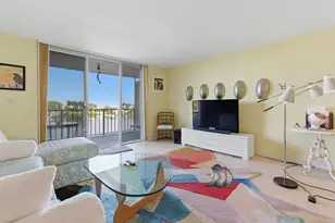 3581 S Ocean Blvd, South Palm Beach, FL 33480 - Photo 10
