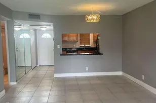 9355 SW 8th St, Boca Raton, FL 33428 - Photo 14