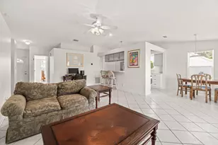 31 Misty Meadow Dr, Boynton Beach, FL 33436 - Photo 10