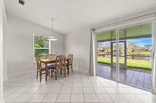 31 Misty Meadow Dr, Boynton Beach, FL 33436 - Photo 12