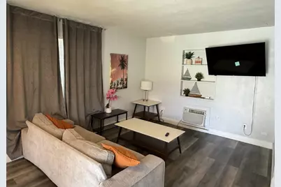 131 E 27th Street #5, Riviera Beach, FL 33404 - Photo 2