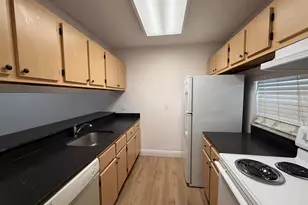 8720 N Sherman Cir, Miramar, FL 33025 - Photo 4