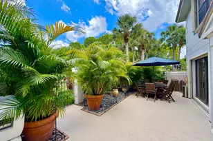 359 Prestwick Cir, Palm Beach Gardens, FL 33418 - Photo 18