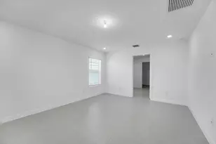 6394 NW Windwood Way, Port Saint Lucie, FL 34987 - Photo 10
