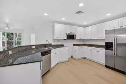 23275 Carolwood Lane #Unit 101, Boca Raton, FL 33428 - Photo 4