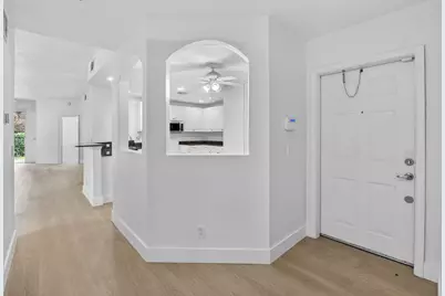 23275 Carolwood Lane #Unit 101, Boca Raton, FL 33428 - Photo 2