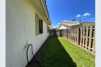 6114 Woodbury Road, Boca Raton, FL 33433 - Photo 30