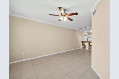 390 SE Rogers Court, Stuart, FL 34994 - Photo 4