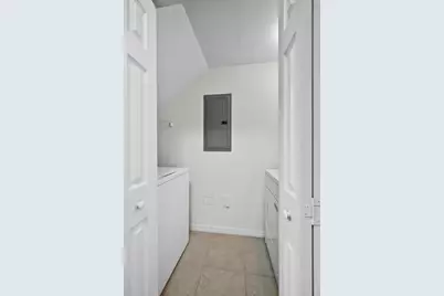 390 SE Rogers Court, Stuart, FL 34994 - Photo 8