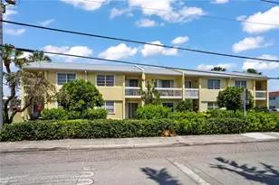 2161 NE 36th St, Lighthouse Point, FL 33064 - Photo 1