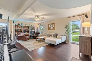 7815 NW 68th Terrace, Tamarac, FL 33321 - Photo 6