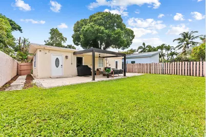 829 NE 17th Street, Fort Lauderdale, FL 33305 - Photo 12