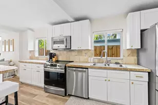 829 NE 17th St, Fort Lauderdale, FL 33305 - Photo 8