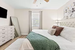 829 NE 17th St, Fort Lauderdale, FL 33305 - Photo 20