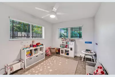 929 SW 18th Court, Fort Lauderdale, FL 33315 - Photo 16