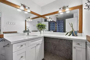 1057 Summit Trail Cir, West Palm Beach, FL 33415 - Photo 22