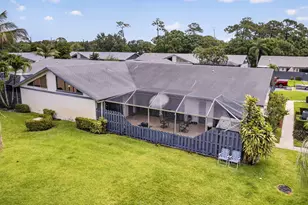 1057 Summit Trail Cir, West Palm Beach, FL 33415 - Photo 26