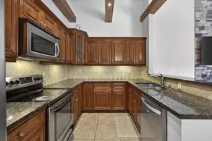 1057 Summit Trail Cir, West Palm Beach, FL 33415 - Photo 12