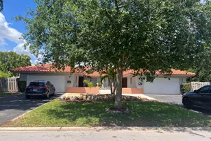 3310 NW 90th Ave, Coral Springs, FL 33065 - Photo 2