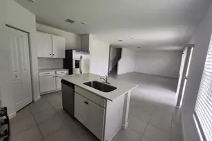 5944 NW Mangrove Dr, Port Saint Lucie, FL 34987 - Photo 4