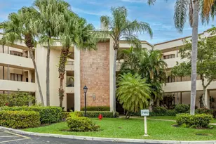 7460 La Paz Blvd, Boca Raton, FL 33433 - Photo 1