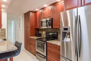 7460 La Paz Blvd, Boca Raton, FL 33433 - Photo 8