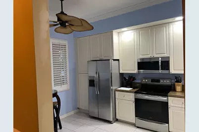 20 Harbour Isle Drive W #106, Fort Pierce, FL 34949 - Photo 4