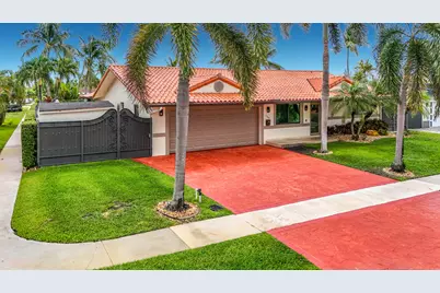 736 NW 12th Avenue, Dania Beach, FL 33004 - Photo 1