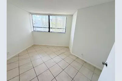 1950 N Congress Avenue #404, West Palm Beach, FL 33401 - Photo 8