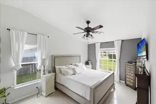 6208 NW Kukui Ct, Port Saint Lucie, FL 34983 - Photo 12