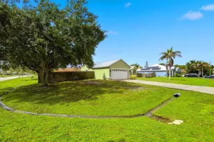 6208 NW Kukui Ct, Port Saint Lucie, FL 34983 - Photo 26