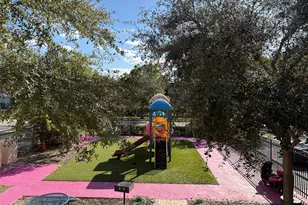 5901 NW 17th Pl, Sunrise, FL 33313 - Photo 6