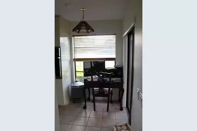2330 Columbia, Weston, FL 33326 - Photo 2