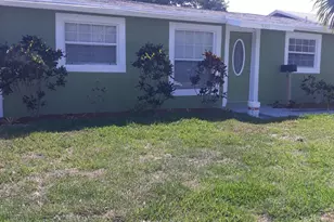 5364 Helene Pl, West Palm Beach, FL 33407 - Photo 2